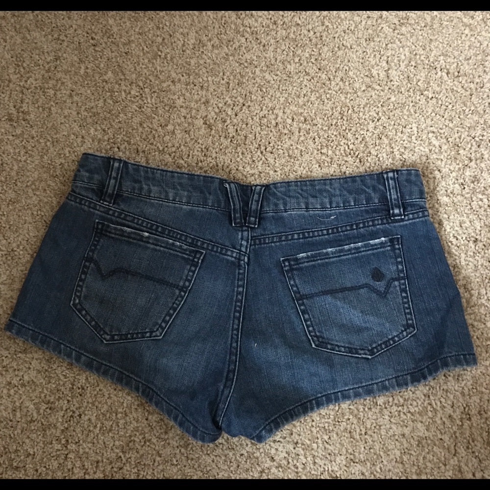 🌟Volcom Denim Shorts🌟 - Picture 4 of 4